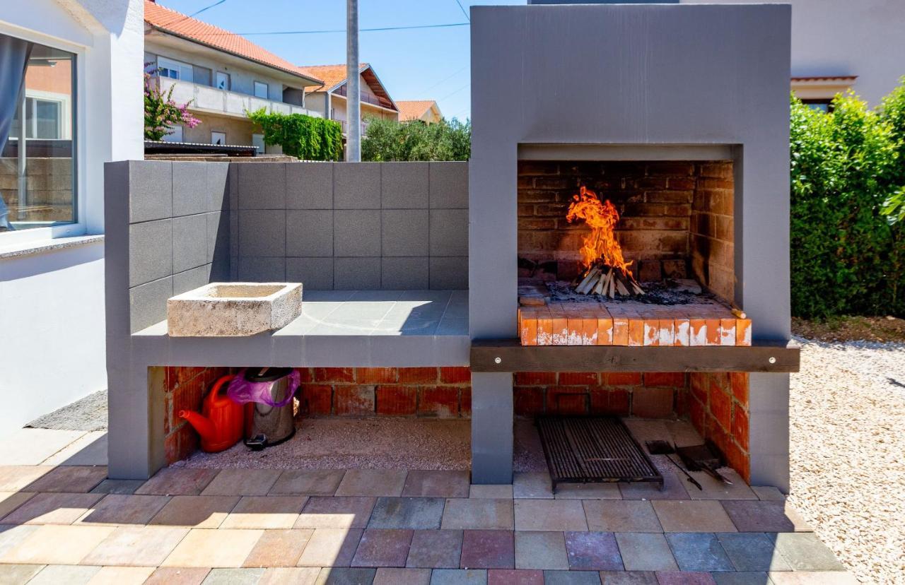 Sjor 2 Bdr Apartment W Grill Zadar Buitenkant foto