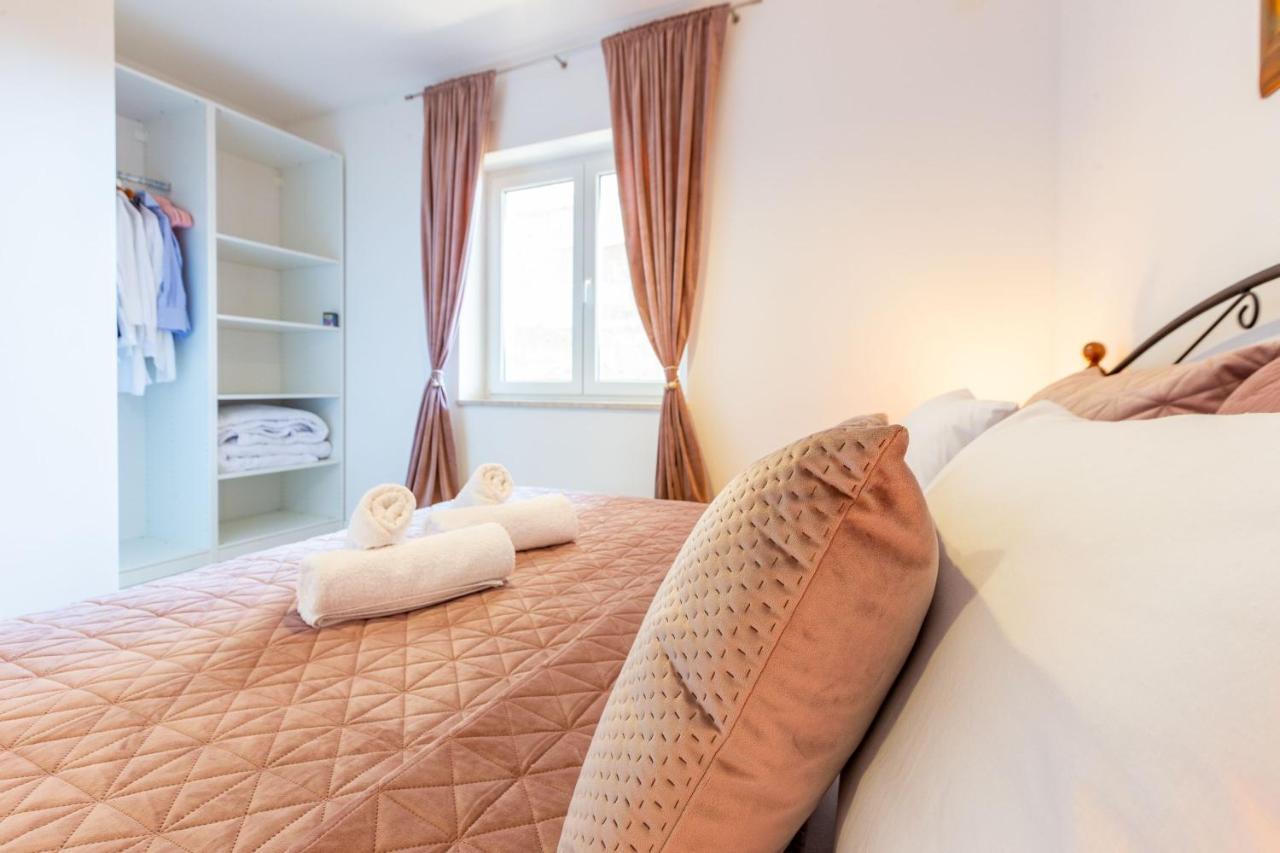 Sjor 2 Bdr Apartment W Grill Zadar Buitenkant foto